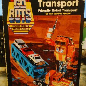 Go Bots Series 7244 Vintage 1985 STAKS Transport in Box